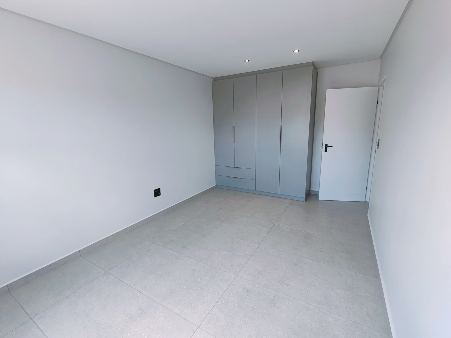 3 Bedroom Property for Sale in Hoogland Western Cape